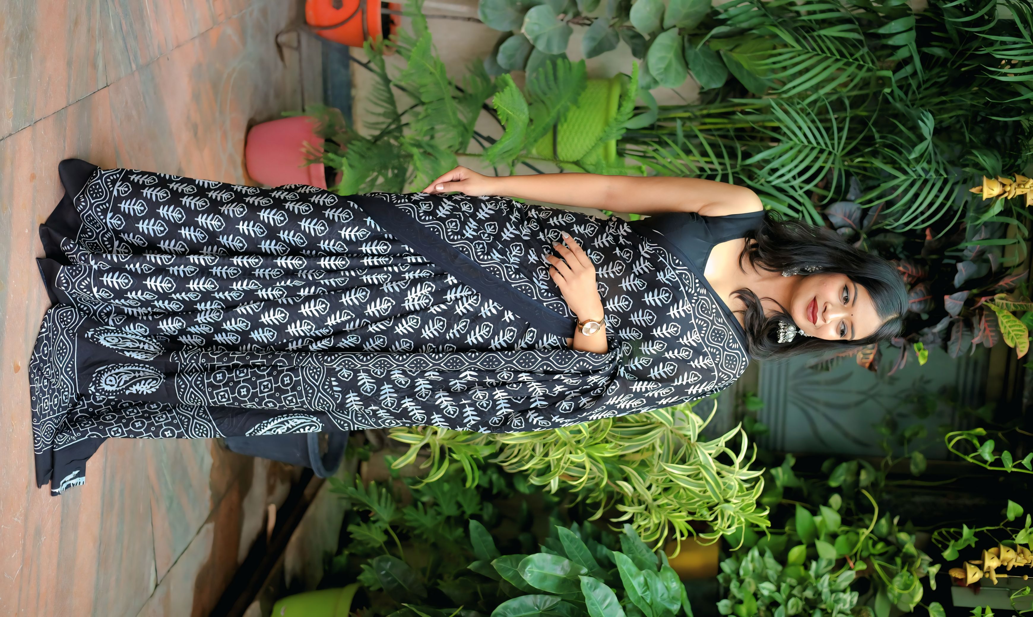 Noir Blossom – Bagru Block Print Mulmul Cotton Saree